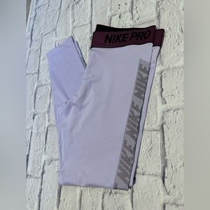 Women’s Nike Pro Leggings Never Worn